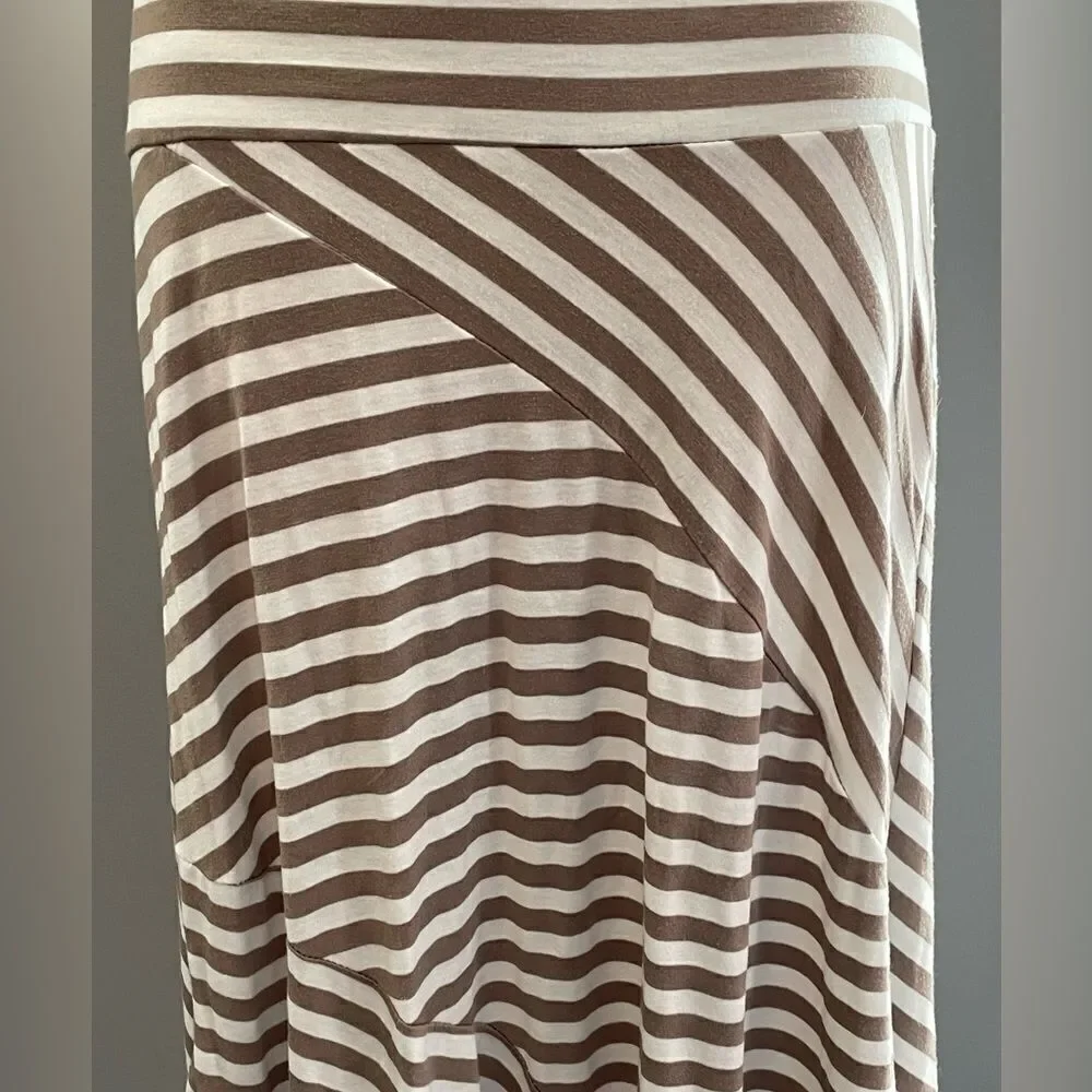 Promesa  Beige/White Skirt, size L